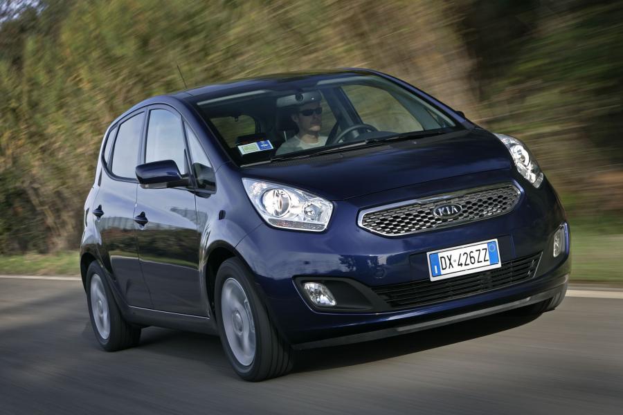  Kia Venga 2010 года  (фото 71 из 199)